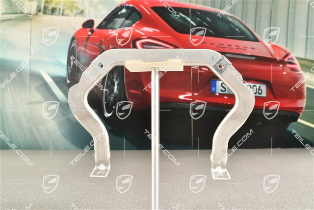 Lower part of the dashboard frame, driver's side