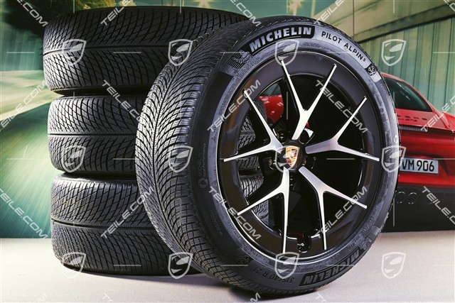 21" Cayenne RS Spyder Design Winterräder Satz, Felgen 9,5J x 21 ET16 + 11J x 21 ET37 + Michelin Pilot Alpin 5 Winterreifen 275/45 R21 + 315/40 R21, schwarz hochglanz