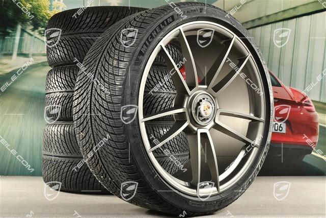 20"+21" Turbo S Winterräder Satz, Zentralverschluss Felgen 8,5J x 20 ET40 + 11J x 21 ET66 + NEUE Michelin Winterreifen 245/35 R20 + 305/30 R21, platinum seidenmatt