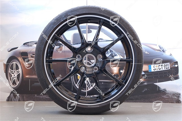 19" Boxster Spyder Sommerräder Satz, Sondermodell Black Ed., 10J x 19 ET42 + 8,5J x 19 ET55 + Michelin Reifen, ca. 1.500 Km