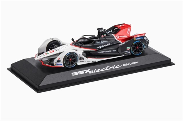 Porsche 99X "André Lotterer", DieCast, white,black,red 1:43 Porsche 99X "André Lotterer", DieCast, white,black,red 1:43