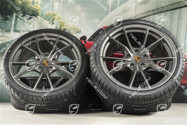 20-inch winter wheels set Carrera S (IV), rims 8,5J x 20 ET49 + 11J x 20 ET56 + Pirelli Sottozero II winter tyres 245/35 R20 + 295/30 R20, in platinum