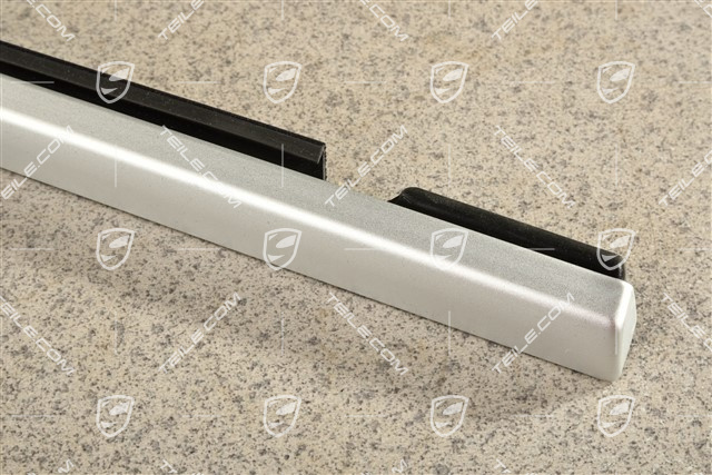 Abdeckung für Seitenscheibe, außen, Hintertür, Alu, R