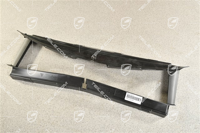 Spyder, Prowadnica powietrza przedniego zderzaka, Czarna satyna