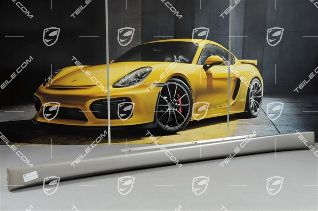 4200 Spyder - Próg boczny, lekko uszkodzony, R