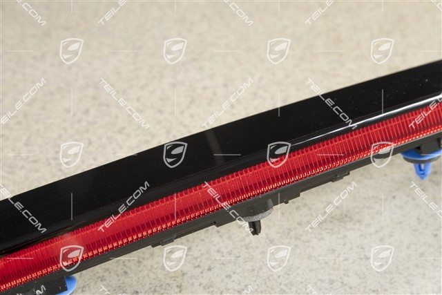 Dodatkowe światło stopu w klapę tylną