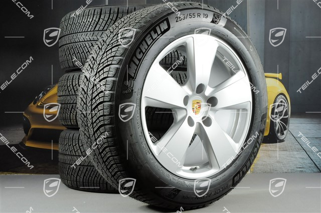 19" Cayenne Winterräder Satz, Felgen 8,5J x 19 ET47 + 9,5J x 19 ET54 + Michelin Winterreifen 255/55 R19 + 275/50 R19, mit RDK-Sensoren