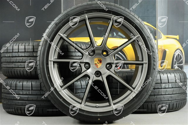 20" Boxster Spyder Sommerräder Satz, Felgen 8,5J x 20 ET57 + 10,5J x 20 ET47, Pirelli Sommerreifen 235/35 ZR20 + 265/35 ZR20