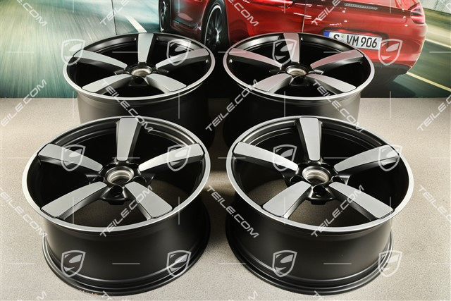 20+21" Felgensatz Carrera Exclusive, Felgen: vorne 9,5J x 20 ET44 + hinten 12J x 21 ET70, Schwarz Seidenmatt