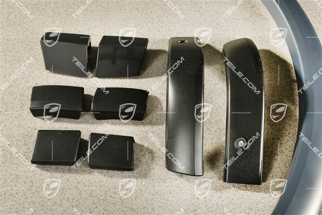 Wide wheel arch extension /  flared wheel arches