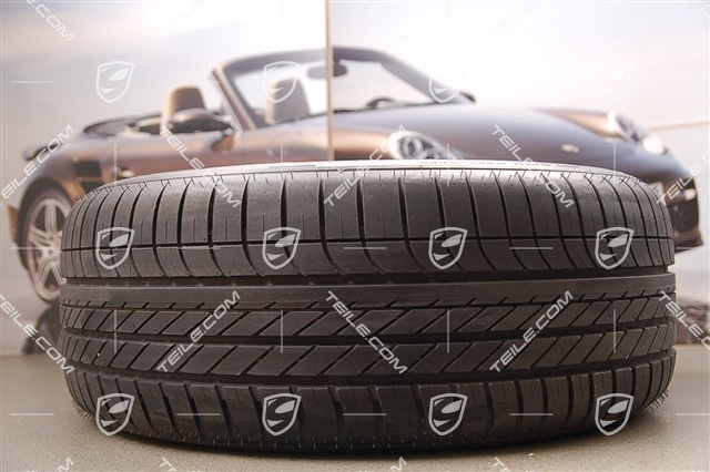 19" Cayenne Turbo Sommerräder Satz, 4x Felgen 8,5 J x 19 ET 59 + 4x Reifen 265/50 R 19 110Y XL, ohne RDK, nur 80 Km...