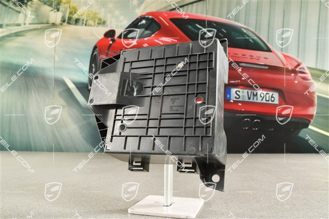 Halter / Abdeckblende für Kompressor