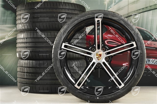 21" Mission E Design summer wheel set, rims 9,5J x 21 ET60 + 11,5J x 21 ET66 + Goodyear summer tyres 265/35 R21 + 305/30 R21, black high gloss