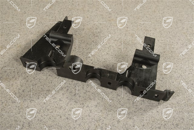 S / Turbo, 4,5L V8, Mounting block / fastener / bracket cooling system pipes (between cylinder heads), upper part