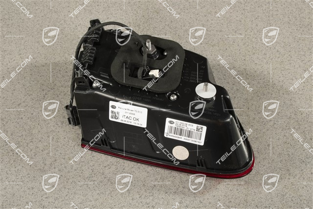 Heckleuchte, innen, schwarz-rot (dunkel), R