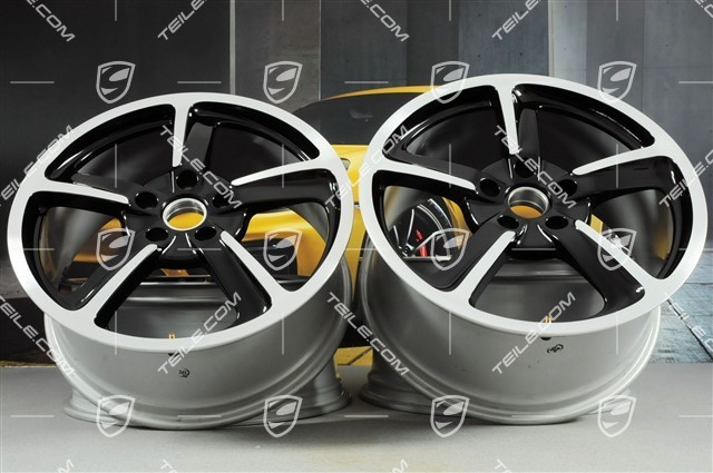20-inch SportTechno wheel set, 8.5J x 20 ET57 + 10J x 20 x ET50, black high gloss