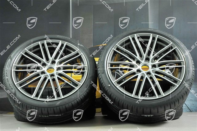 21-inch Turbo IV summer wheel set, rims 9,5J x 21 ET71 + 11,5J x 21 ET69 + Pirelli summer tires 275/35 ZR21 + 315/30 ZR21, with TPM