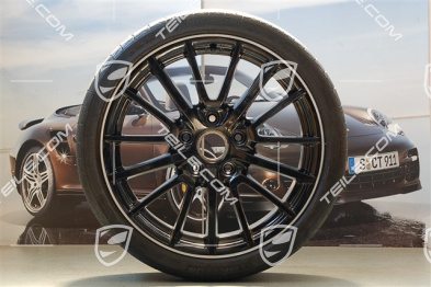 19" Komplet kół letnich Sport Design, felgi 8J x 19 ET57 + 9,5J x 19 ET46 + opony 235/35 ZR19 + 265/35 ZR19, czarne