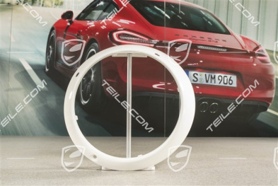 Headlamp trim ring, L=R