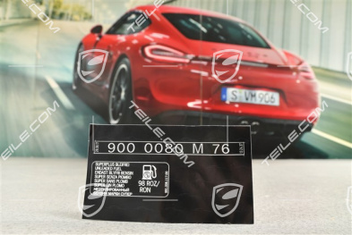Notice sticker about recommended fuel