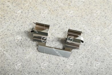 Fixed caliper pad fitting / Anti rattle spring, rear, L=R