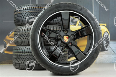 19" Winterräder Satz Cayman S, 8J x 19 ET57 + 9,5J x 19 ET45, Continental WinterContact TS 830P Winterreifen 235/40 R19 + 265/40 R19, ohne RDK-Sensoren, Schwarz