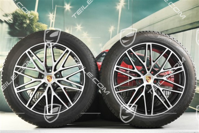 21" RS Spyder Design winter wheels, complete, rims 9.5J x 21 ET46 + 11.0J x 21 ET58 + Pirelli winter tyres 285/45 R21 + 305/40 R21, with tyre pressure monitoring system, high-gloss black, year of manufacture/DOT 2024, 6-7 mm