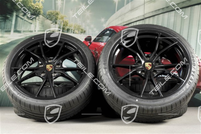 20" Carrera S IV Sommerräder Satz, Felgen 8J x 20 ET57 + 10J x 20 ET45 + NEUE GoodYear Sommerreifen 235/35 ZR20 +265/35 ZR20, schwarz hochglanz, mit RDK-Sensoren
