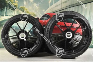 20"+21" Carrera GTS Winterräder Satz, mit Zentralverschluss, Felgen 8,5J x 20 ET50 + 11J x 21 ET82 + Michelin Winterreifen 245/35 R20 + 305/30 R21, mit RDK-Sensoren, schwarz seidenmatt