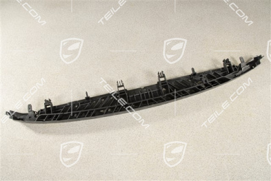 Cross member upper