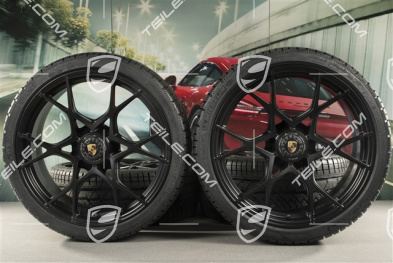 20" Winterräder Satz für den GT4RS und Spyder RS, Felgen 8J x 20 ET57 + 10J x 20 ET45, Michelin Winterreifen 235/35 R20 + 275/30 R20, schwarz (seidenmatt), mit RDK-Sensoren