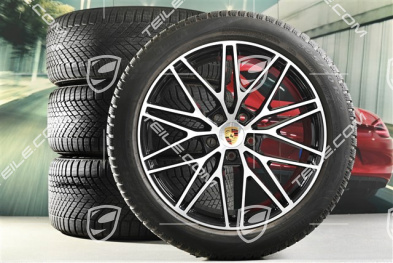 21" RS Spyder Design winter wheels, complete, rims 9.5J x 21 ET46 + 11.0J x 21 ET58 + Pirelli winter tyres 285/45 R21 + 305/40 R21, with tyre pressure monitoring system, high-gloss black, year of manufacture/DOT 2024, 6-7 mm