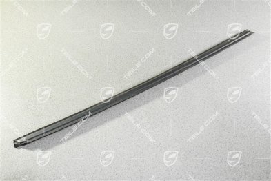 Rear door moulding, High Gloss Black, L