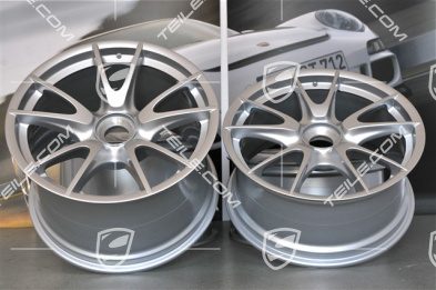 19-inch GT3RS II 4.0 / GT2RS wheel set, silver, front 9J x 19 ET47+ rear 12J x 19 ET48