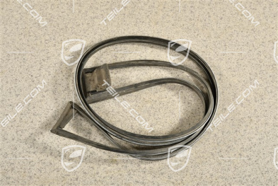 Gasket under the Hardtop Cover strip, R