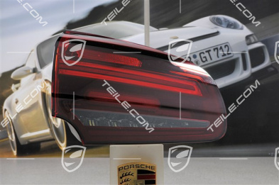 Heckleuchte schwarz-rot, SATZ (4 Teile), Facelift 2014->
