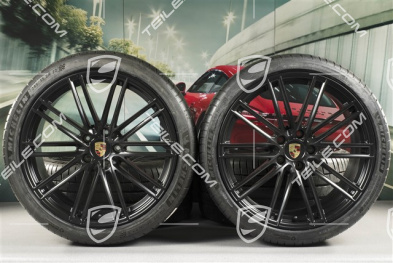 22" Cayenne Coupé Turbo IV Sommerräder Satz, Felgen 10J x 22 ET48 + 11,5J x 22 ET52 + NEUE Pirelli P Zero Sommerreifen 285/35 R22 + 315/30 R22, mit RDK-Sensoren, schwarz seidenmatt