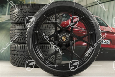 20" Winterräder Satz für den GT4RS und Spyder RS, Felgen 8J x 20 ET57 + 10J x 20 ET45, Michelin Winterreifen 235/35 R20 + 275/30 R20, schwarz (seidenmatt), mit RDK-Sensoren