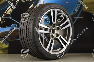 19-inch TURBO II summer wheel set, wheels: 8J x 19 ET57 + 11J x 19 ET67 + tyres: 235/35 ZR19 + 295/30 ZR19, with TPMS