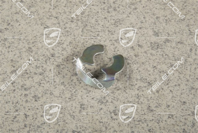 Retaining washer