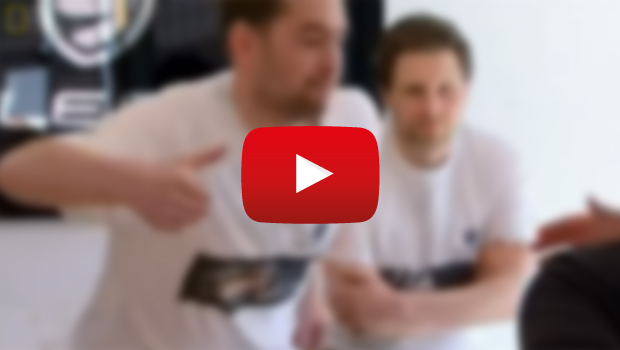 Cars for Cash: Vollblut-Bolliden. Porsche 911 vs Maserati 3200GT Cars for Cash: Vollblut-Bolliden. Porsche 911 vs Maserati 3200GT